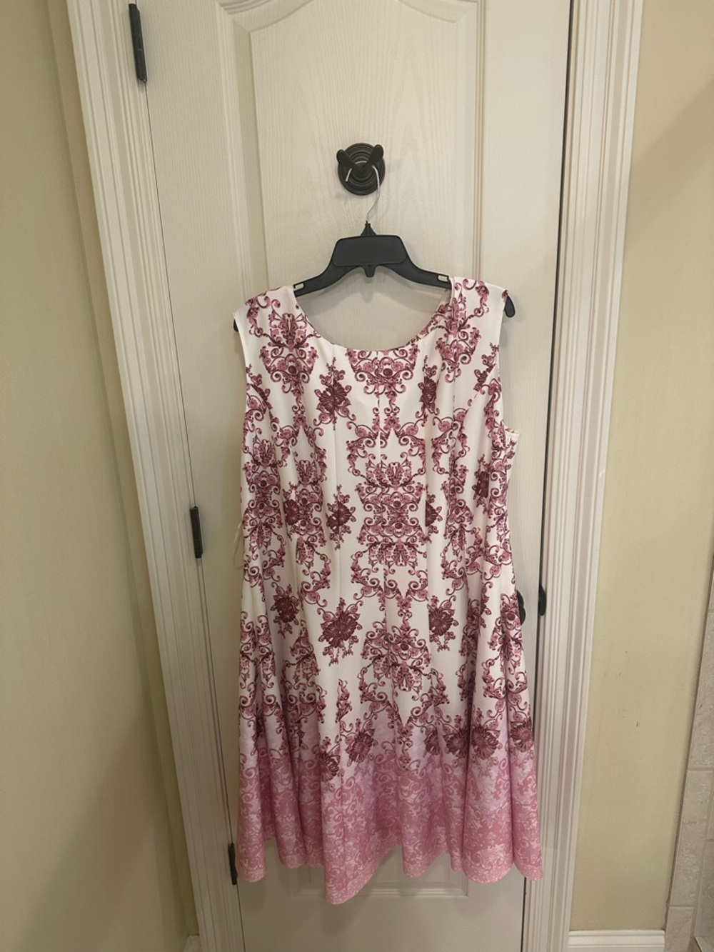 Gabby Skye White Midi Dress with Rose Pink Print